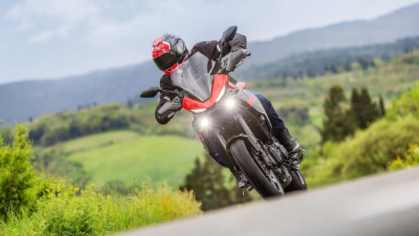Yamaha TRACER 7 2024 - Image 4