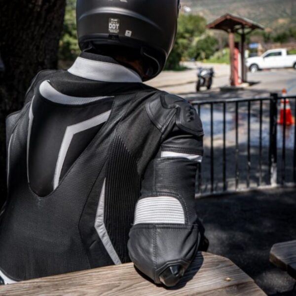 ⁦Noru Twenty-Eight 1-Piece Race Suit - Black⁩ - الصورة ⁦4⁩